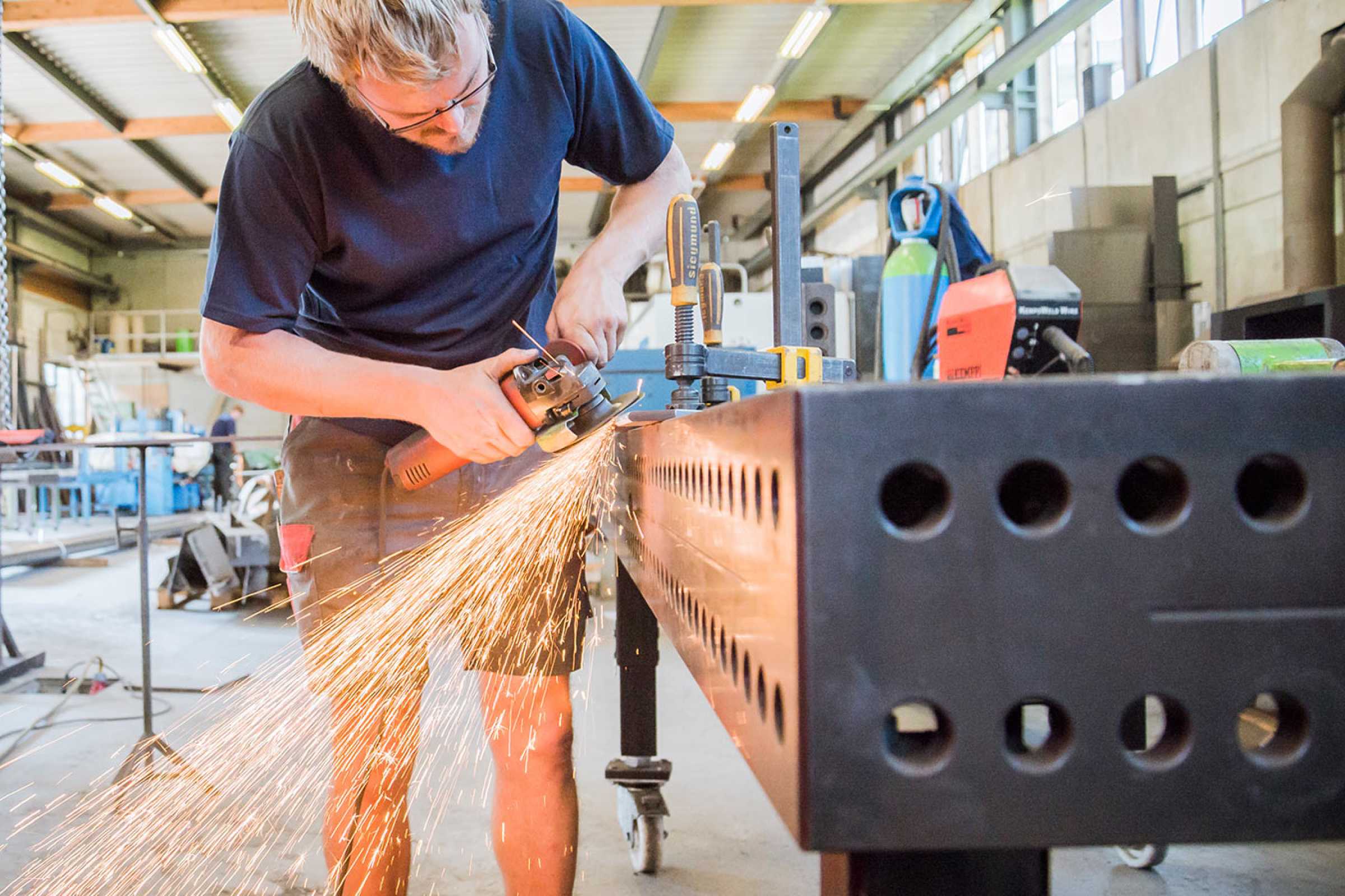 Metallbau Simeoni, Schlosserei, Bauen mit Metall und Stahl, Vorarlberg ...